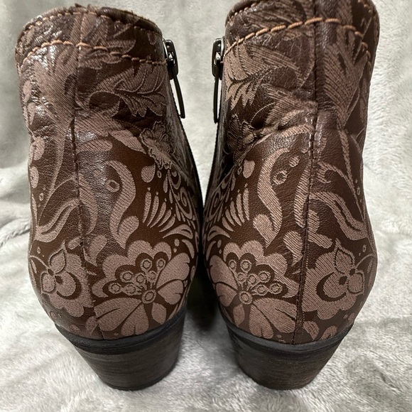 Biza the Valley Chic Brown Ankle Booties Size 41 or 9.5/10 US - Picture 10 of 11